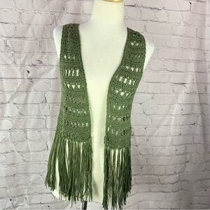 boutique Umgee Olive green Crochet Vest with Fringe sz small boho western